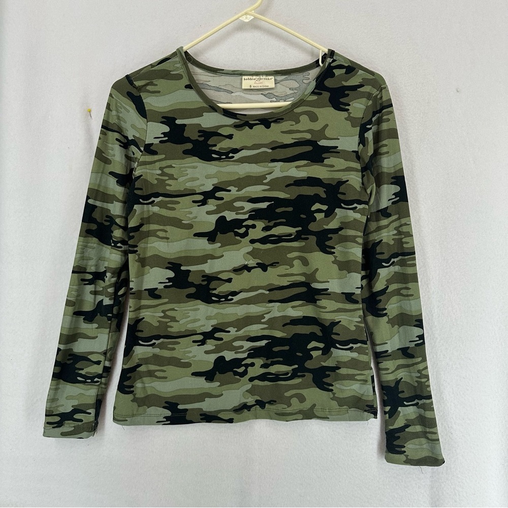 Bobbie Brooks Long Sleeve Camo Cropped Shirt Womens Small Green